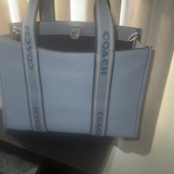 Coach Smith Tote Bag - Picture 3 of 4